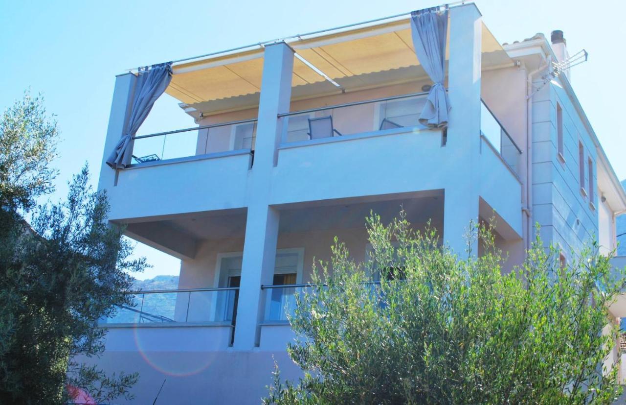 Q Luxury Rooms Paleros Eksteriør bilde