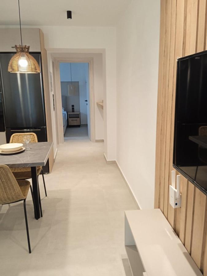 Q Luxury Rooms Paleros Eksteriør bilde
